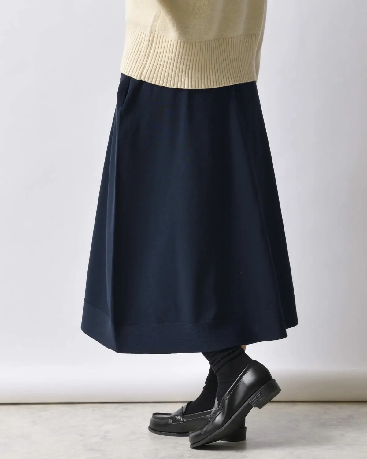 のびるニットロングスカート