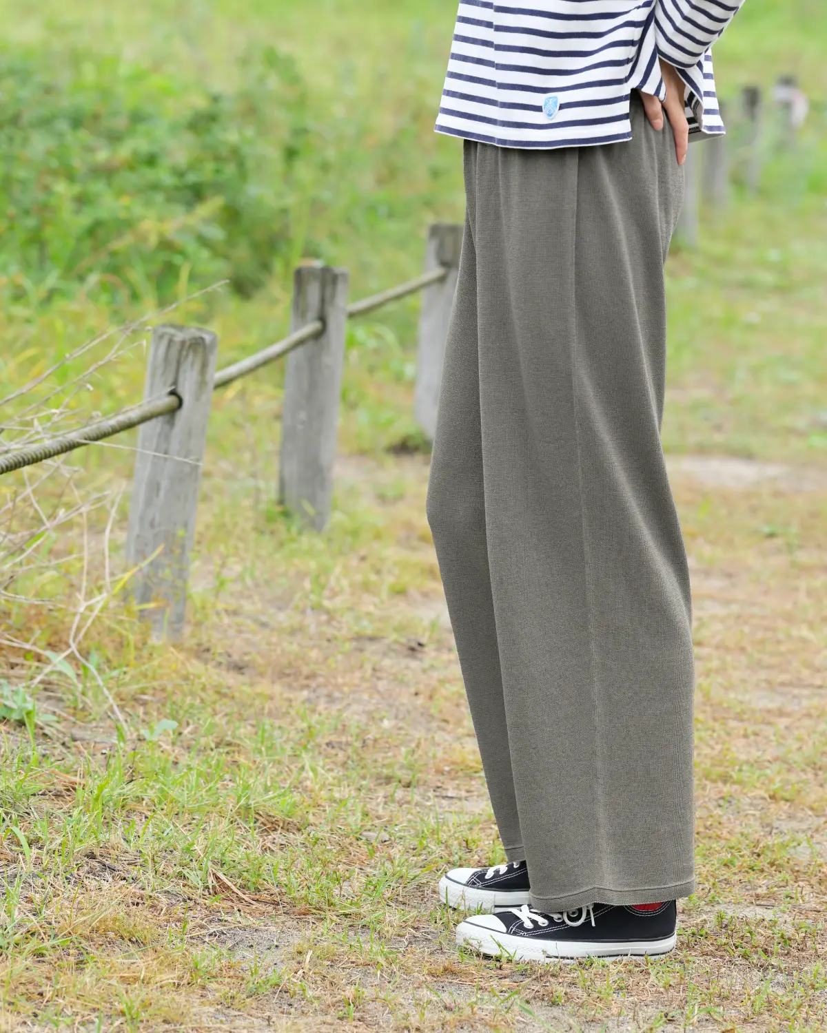 おなかをつつむ / のびるニットパンツ ワイドタイプ 綿麻